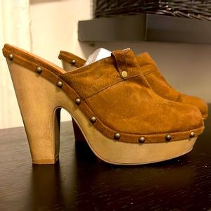 Brown Suede Clogs